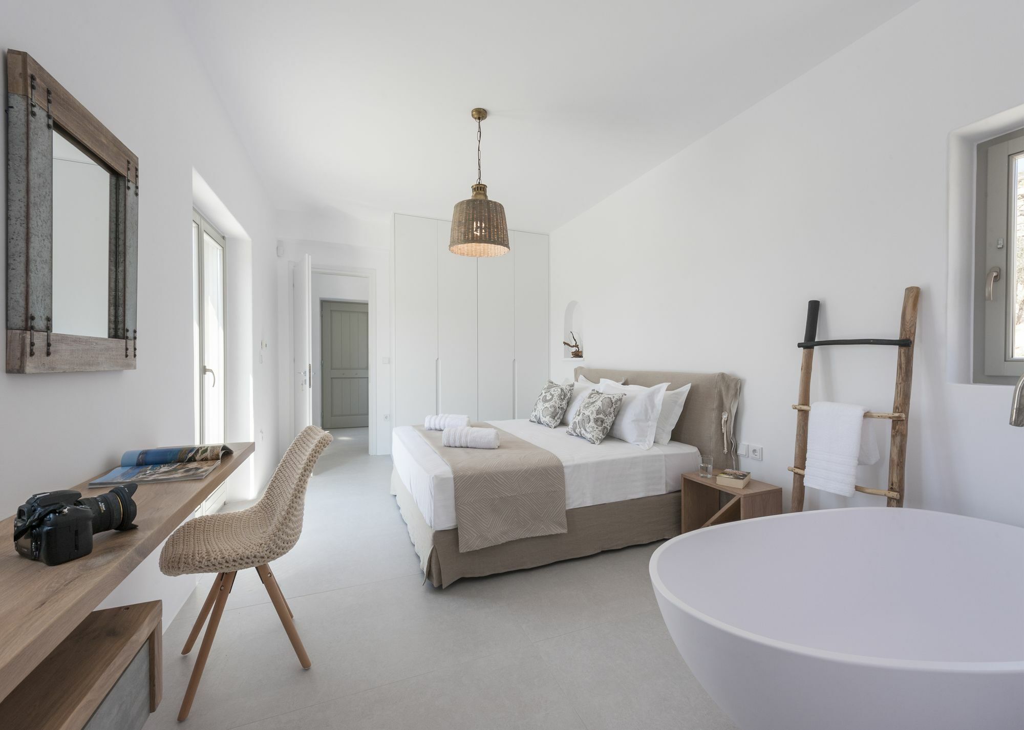 Niriides Luxury Villas Alikí Екстериор снимка