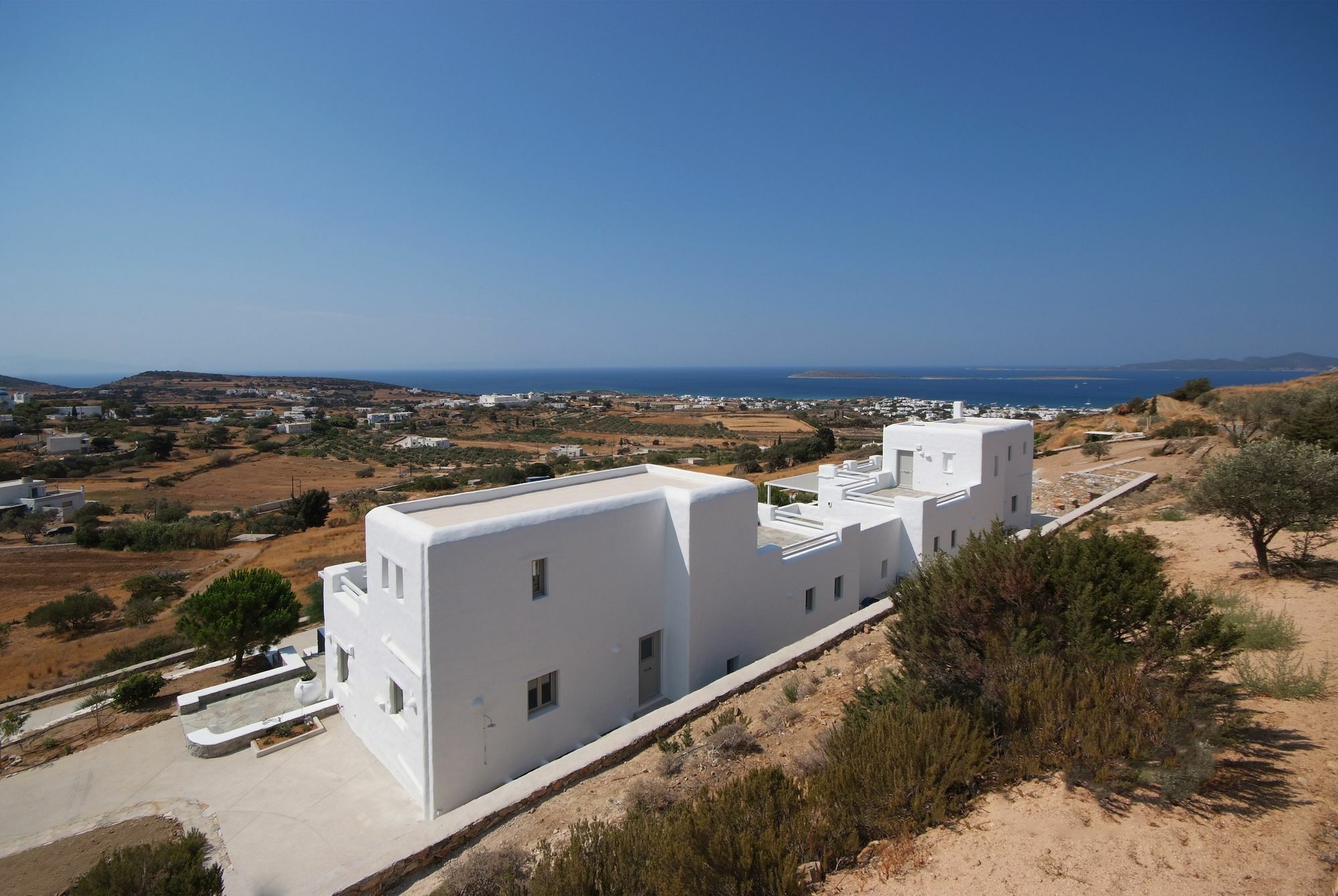 Niriides Luxury Villas Alikí Екстериор снимка